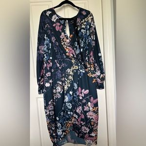 V-Neck Navy Floral Dress with Metal Belt and Arm Cutouts